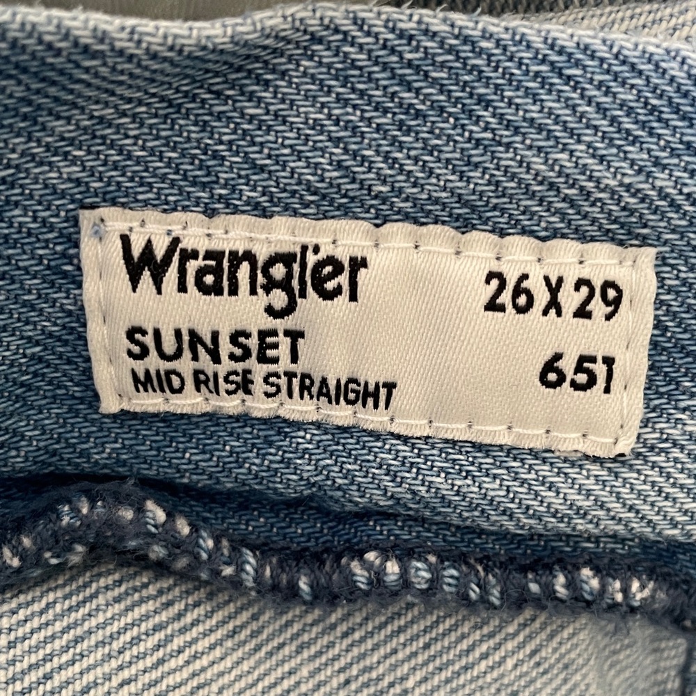 Wrangler Sunset Mid Rise Straight Jeans - Light Blue - Picture 2 of 3